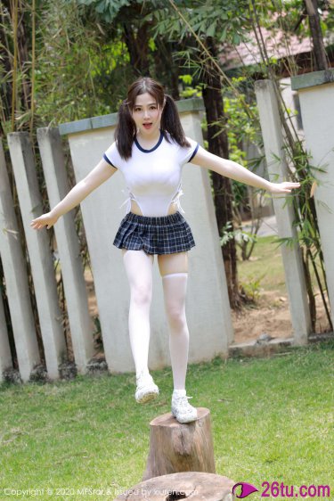 公交诗晴